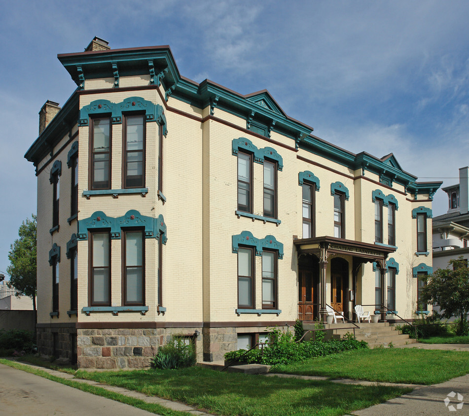 Lafayette_Grand_Rapids Neighborhood